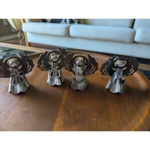 4 Vintage as angel napkin holders